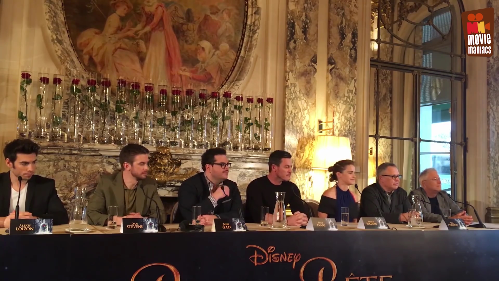 EmmaWatsonFan-dot-nl_BeautyAndTheBeastPersConferentieParijs0590.jpg