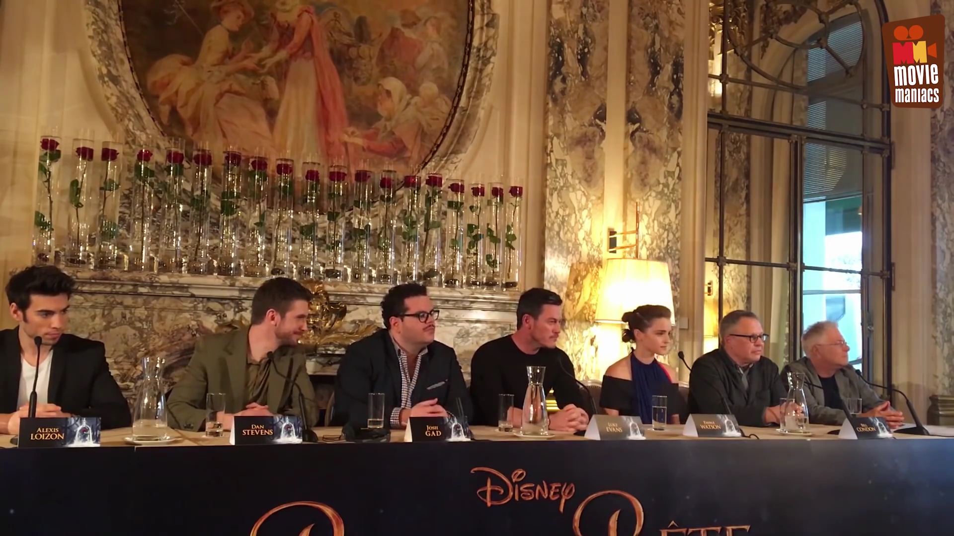 EmmaWatsonFan-dot-nl_BeautyAndTheBeastPersConferentieParijs0591.jpg