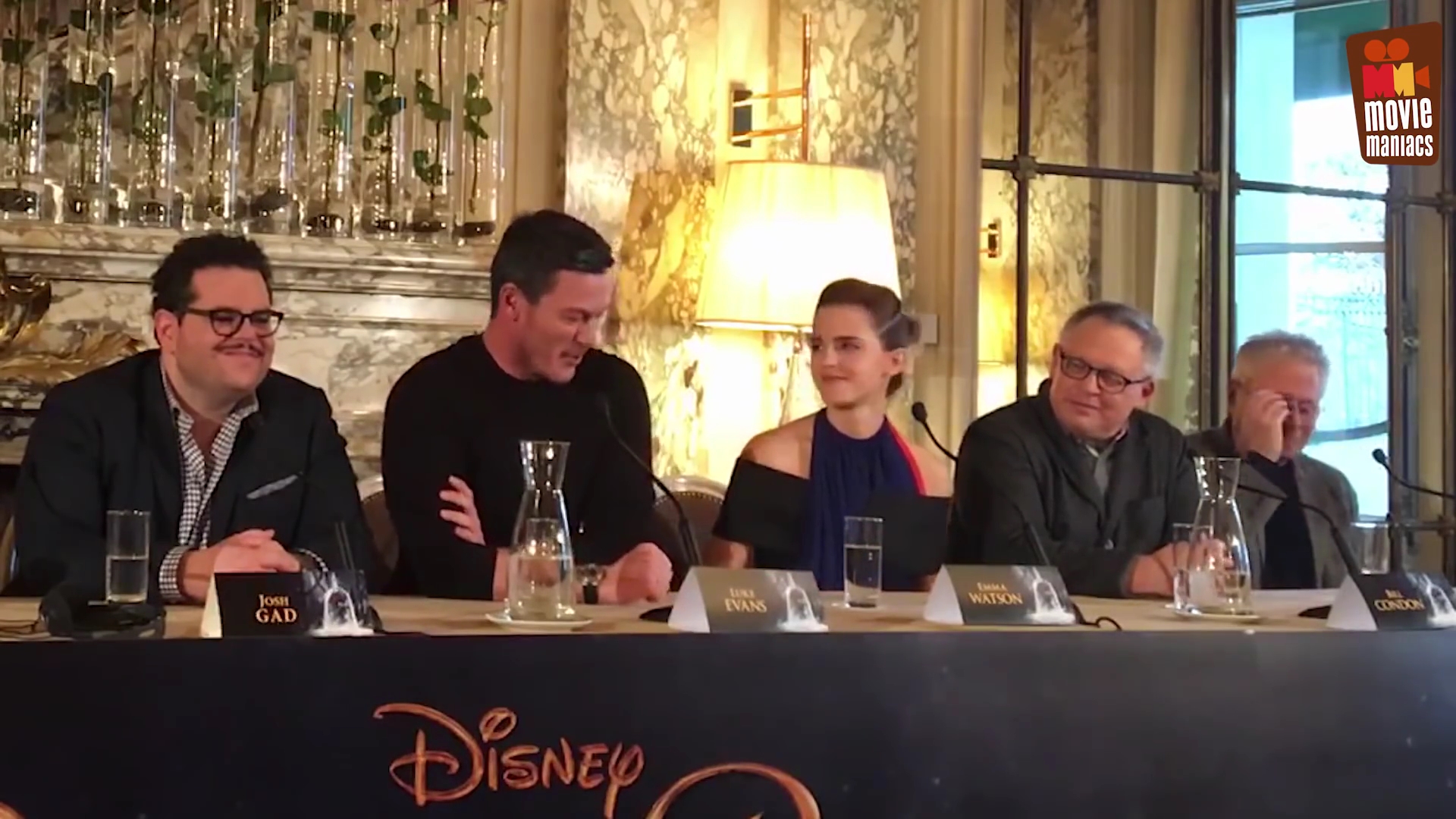 EmmaWatsonFan-dot-nl_BeautyAndTheBeastPersConferentieParijs1005.jpg