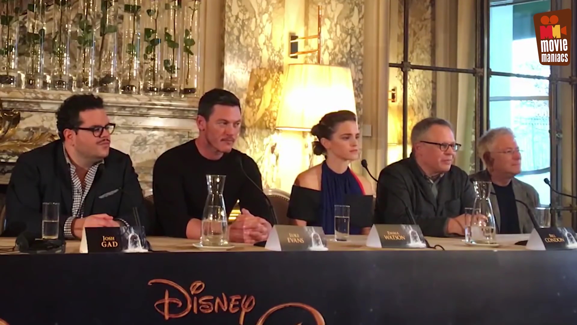 EmmaWatsonFan-dot-nl_BeautyAndTheBeastPersConferentieParijs1037.jpg