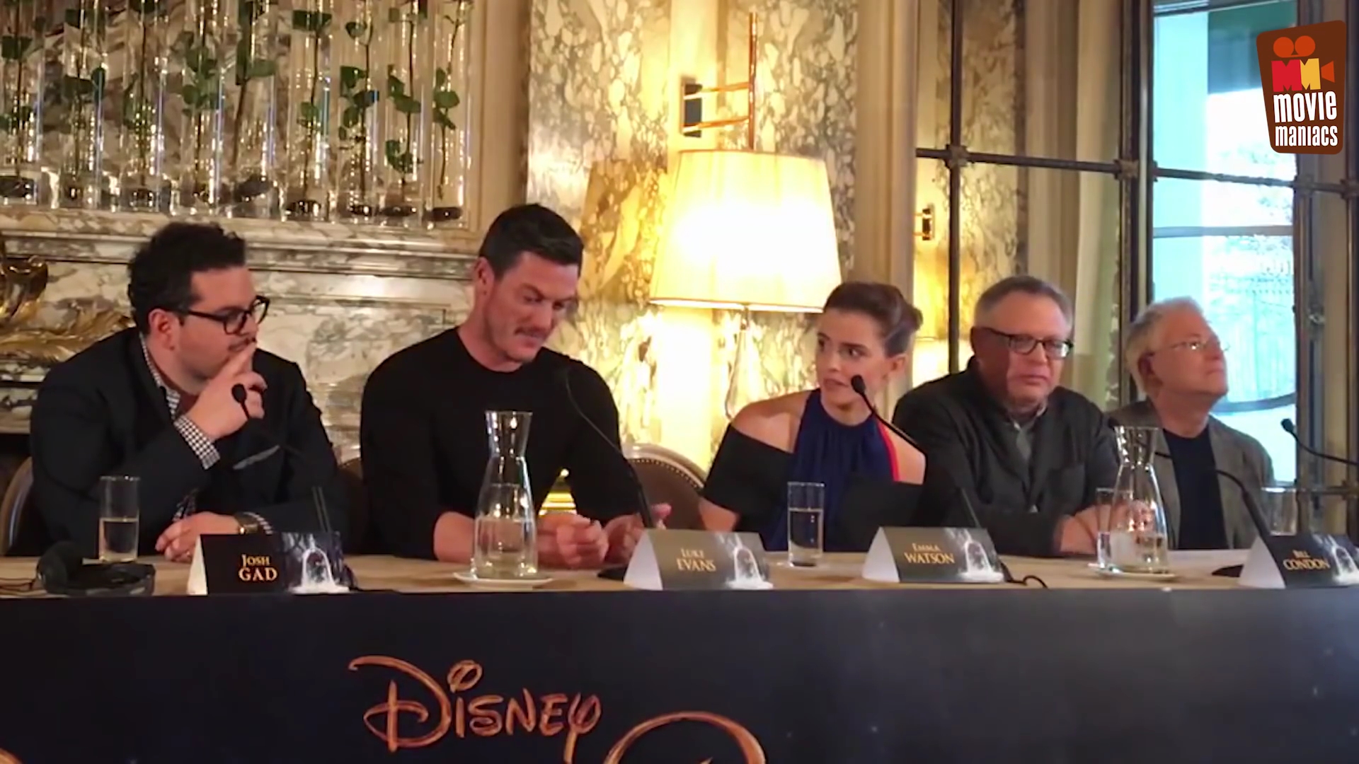 EmmaWatsonFan-dot-nl_BeautyAndTheBeastPersConferentieParijs1072.jpg
