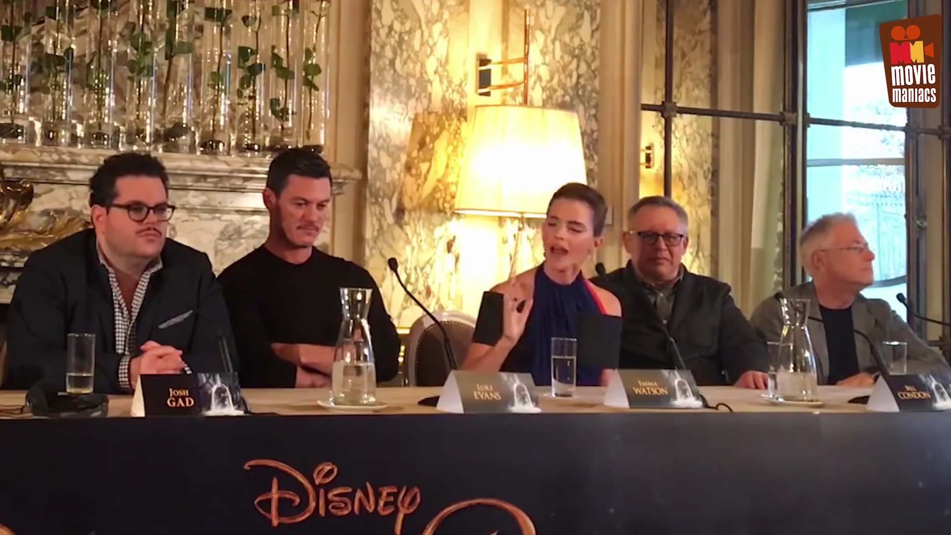EmmaWatsonFan-dot-nl_BeautyAndTheBeastPersConferentieParijs1411.jpg