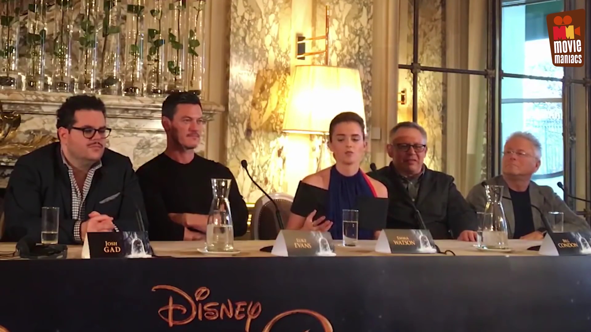 EmmaWatsonFan-dot-nl_BeautyAndTheBeastPersConferentieParijs1431.jpg