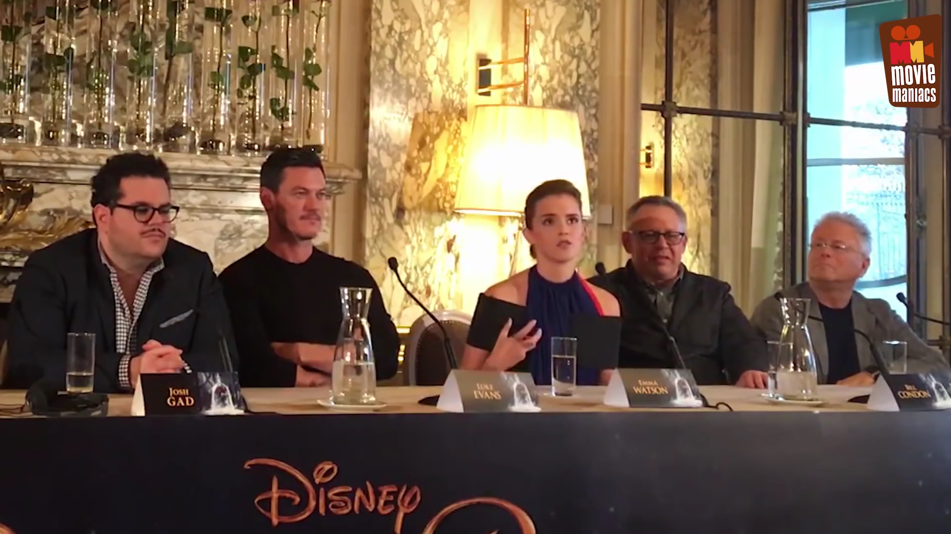 EmmaWatsonFan-dot-nl_BeautyAndTheBeastPersConferentieParijs1432.jpg
