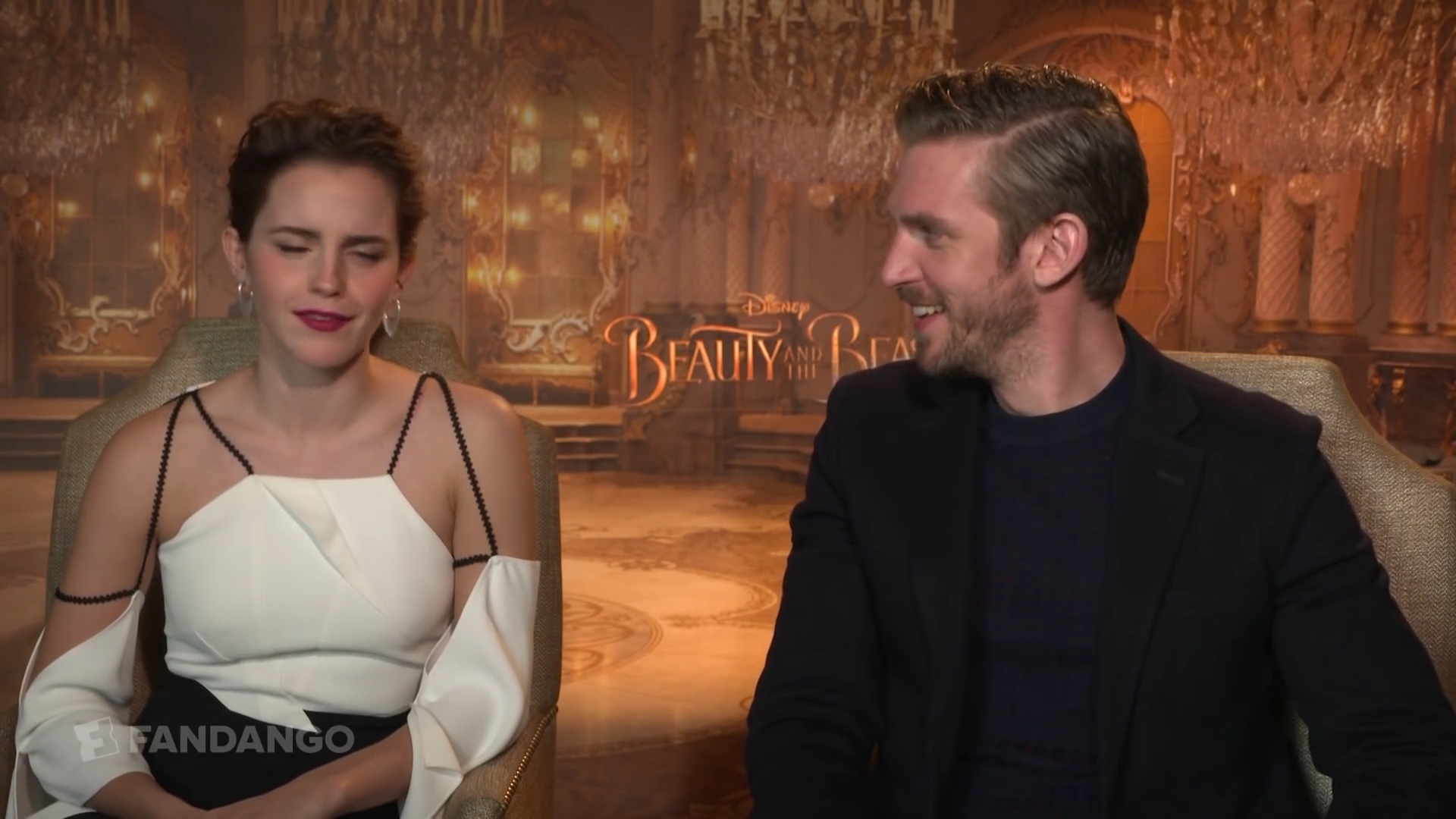 EmmaWatsonFan-dot-NL_2017BeautyAndTheBeastPressJunket-Fandango0157.jpg EmmaWatsonFan-dot-NL_2017BeautyAndTheBeastPressJunket-Fandango0157.jpg