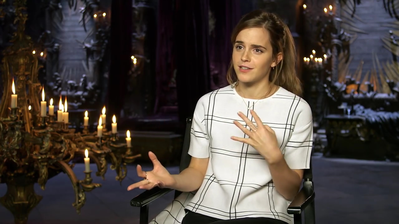 EmmaWatsonFan-dot-nl_BeautyAndtheBeastPressJunkets-FlickAndTheCity-1-0422.jpg