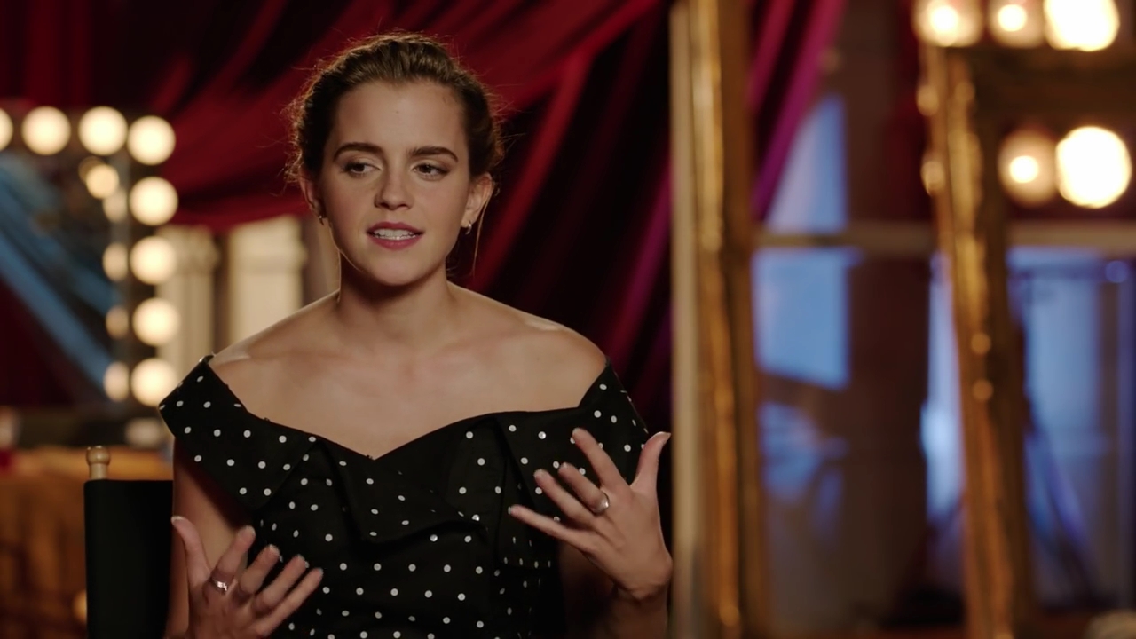 EmmaWatsonFan-dot-nl_BeautyAndtheBeastPressJunkets-FlickAndTheCity-2-0222.jpg