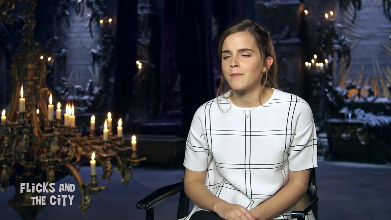 EmmaWatsonFan-dot-nl_BeautyAndtheBeastPressJunkets-FlickAndTheCity-TrailerLaunch0045.jpg