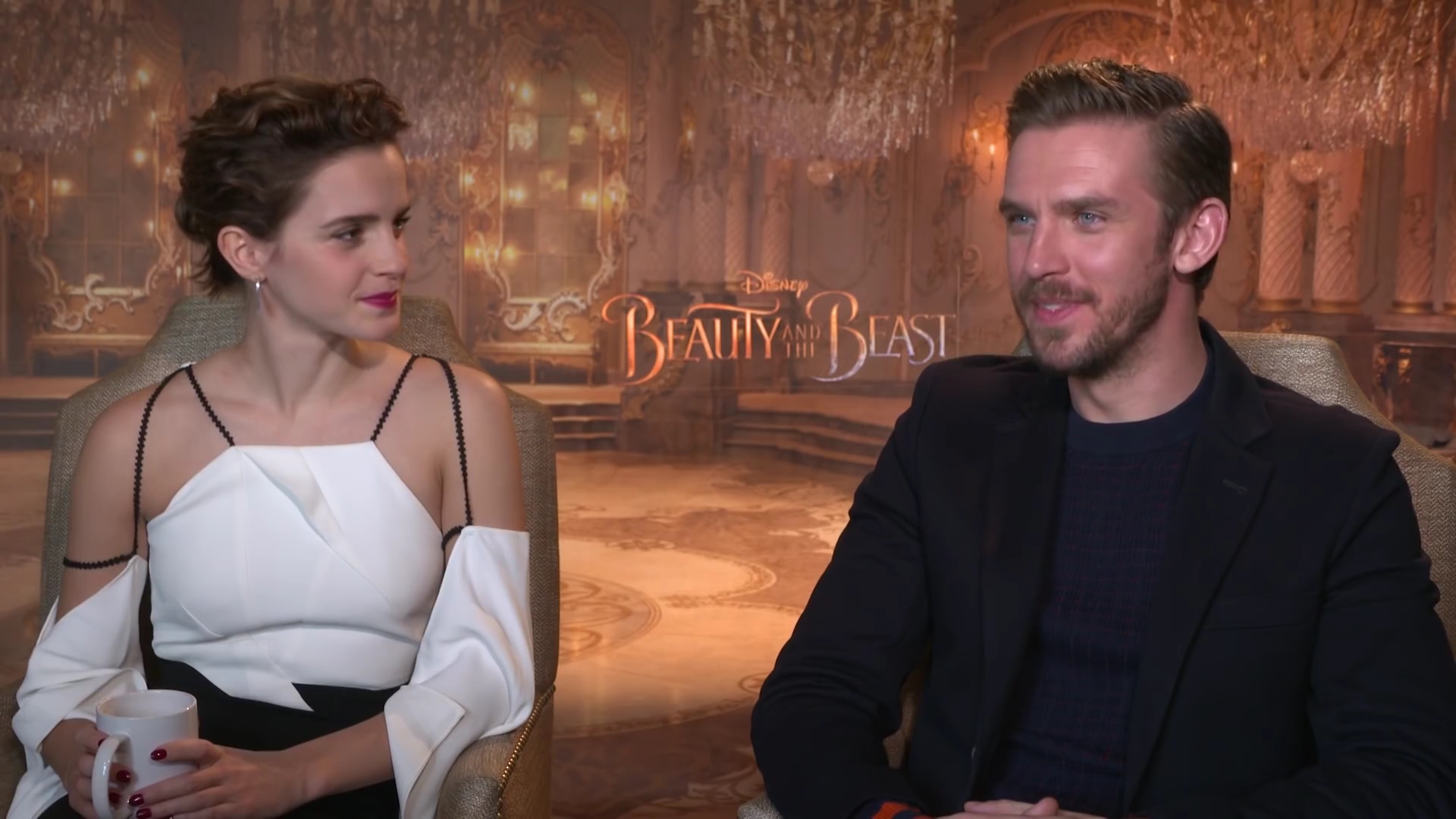 EmmaWatsonFan-dot-NL_BeautyAndTheBeastPressJunket-HarkinsTheatres0155.jpg EmmaWatsonFan-dot-NL_BeautyAndTheBeastPressJunket-HarkinsTheatres0155.jpg