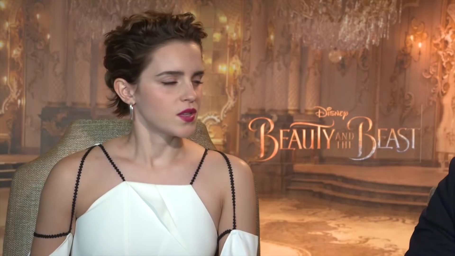 EmmaWatsonFan-dot-NL_BeautyAndTheBeastPressJunket-HarkinsTheatres0250.jpg EmmaWatsonFan-dot-NL_BeautyAndTheBeastPressJunket-HarkinsTheatres0250.jpg