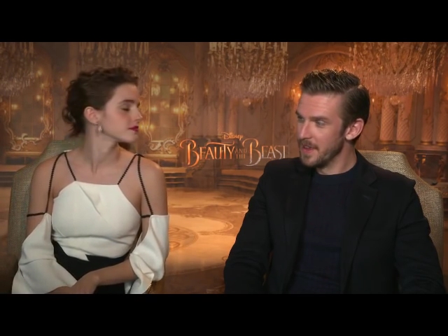EmmaWatsonFan-dot-NL_BeautyAndTheBeastPressJunket-HollywoodXYZ0029.jpg