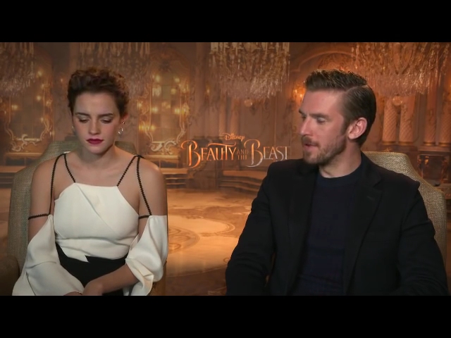EmmaWatsonFan-dot-NL_BeautyAndTheBeastPressJunket-HollywoodXYZ0046.jpg