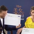EmmaWatsonFan-dot-NL_BeautyAndTheBeastPressJunket-ShanghaiInterview0075.jpg