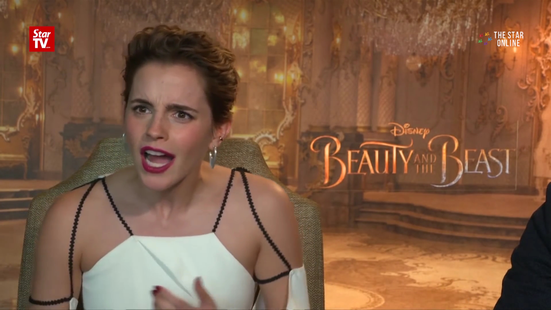 EmmaWatsonFan-dot-nl_BeautyAndTheBeastPressJunkets_TheStarOnline0038.jpg EmmaWatsonFan-dot-nl_BeautyAndTheBeastPressJunkets_TheStarOnline0038.jpg