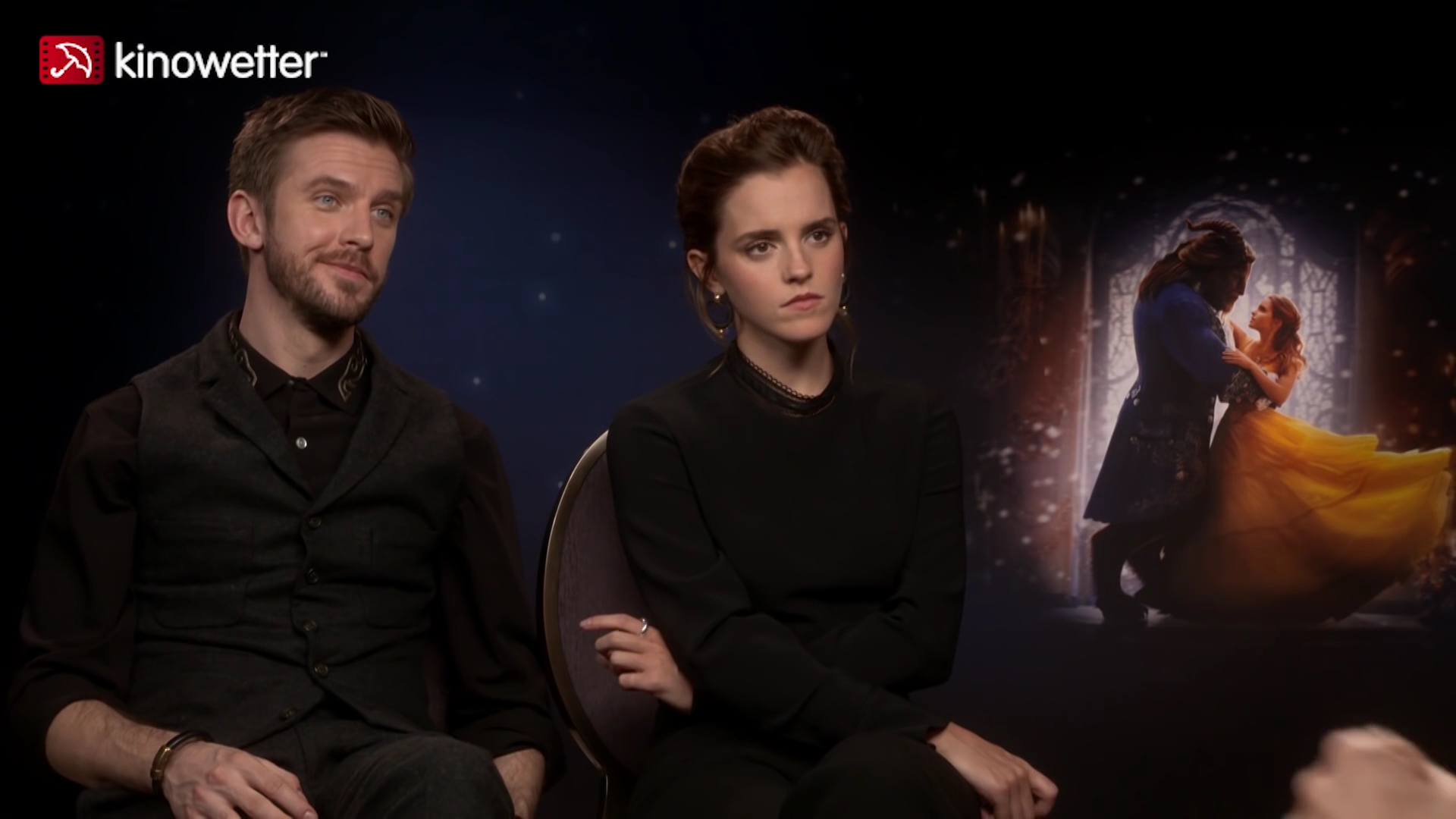 EmmaWatsonFan-dot-NL_BeautyAndTheBeastPressJunket-Kinowetter0440.jpg