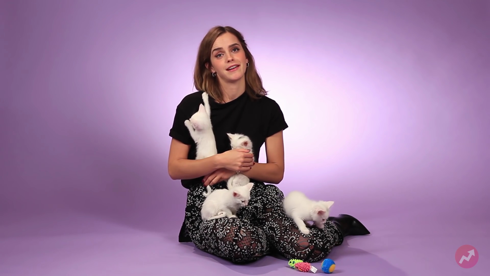 EmmaWatsonFan-nl_2017Buzzfeed0047.jpg