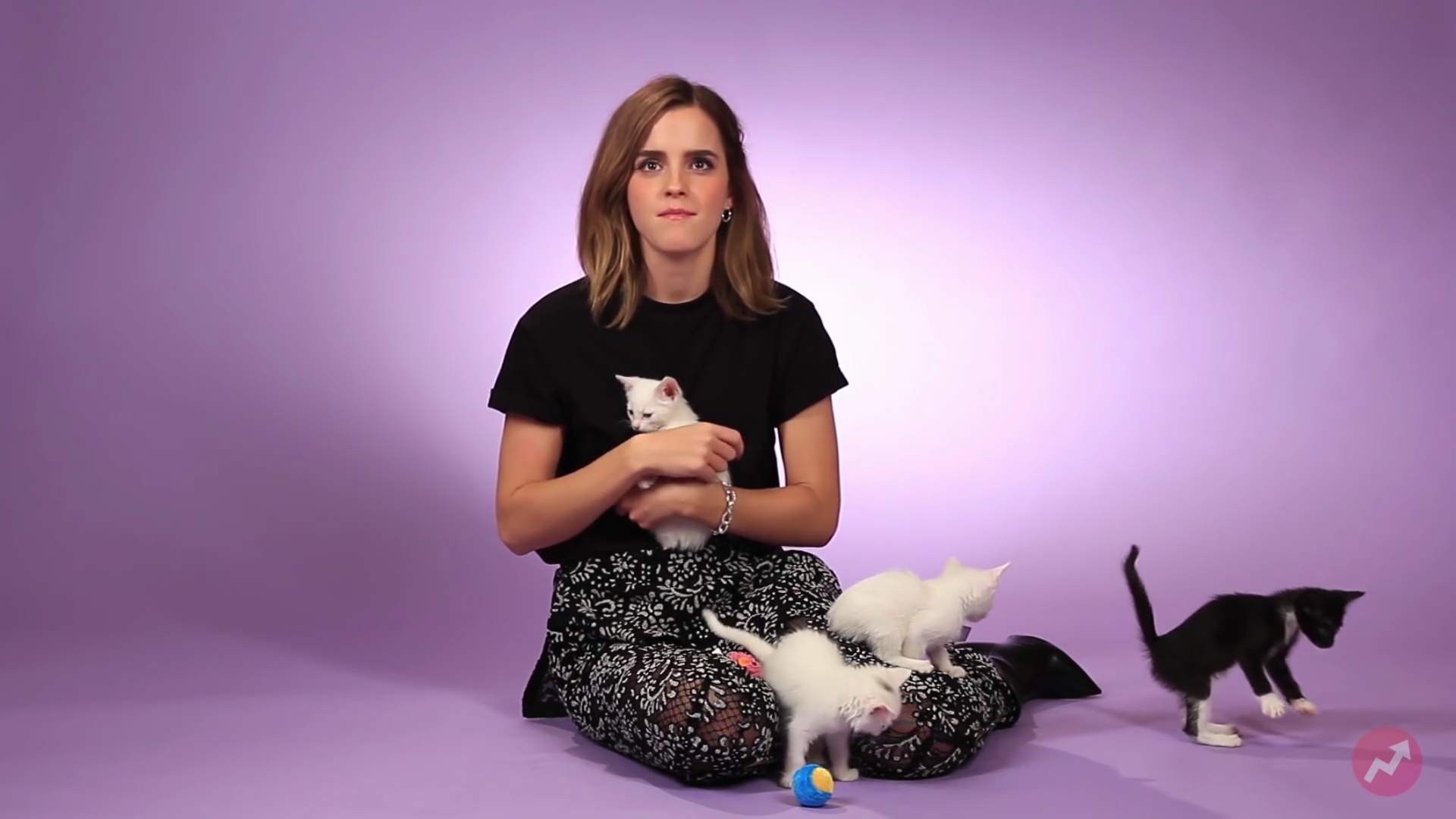 EmmaWatsonFan-nl_2017Buzzfeed0096.jpg EmmaWatsonFan-nl_2017Buzzfeed0096.jpg