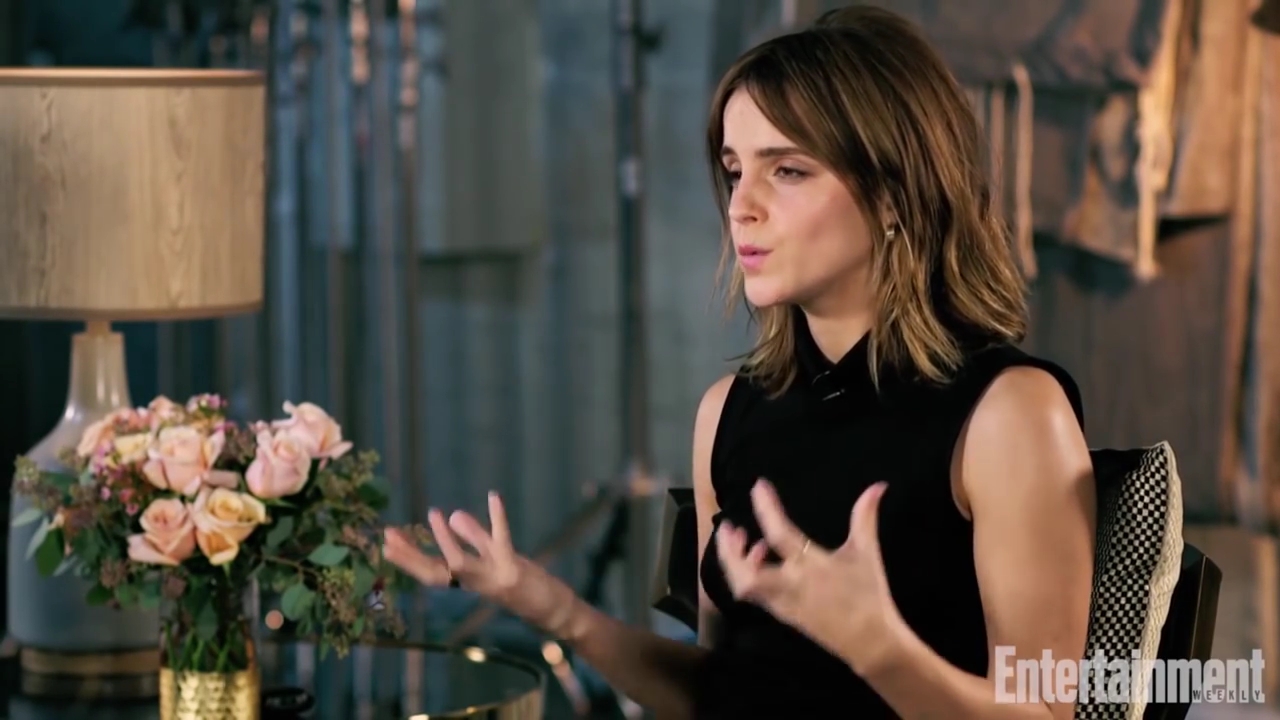EmmaWatsonFan-nl_2017EntertainmentWeekly_KidsAskEmmaWatsonAboutBeautyAndTheBeastHarryPotterMore0184.jpg