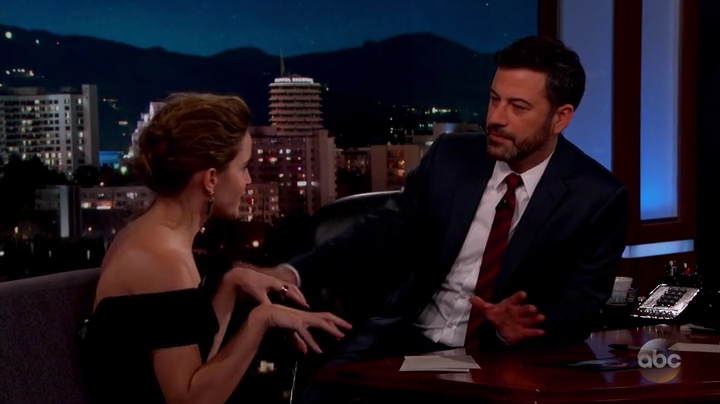Emma-Watson-dot-nl_2017JimmyKimmelLive0368.jpg Emma-Watson-dot-nl_2017JimmyKimmelLive0368.jpg