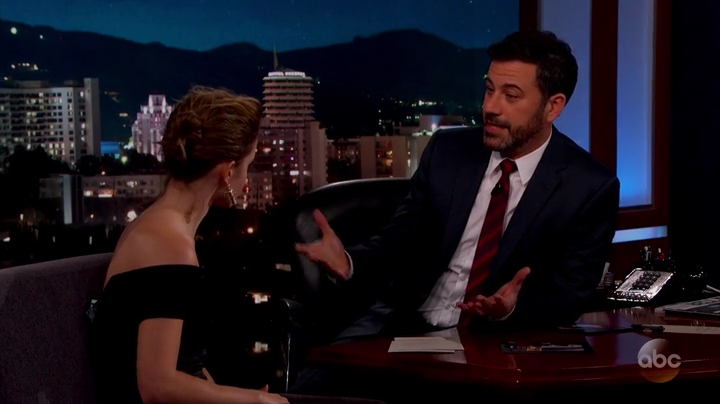 Emma-Watson-dot-nl_2017JimmyKimmelLive0587.jpg