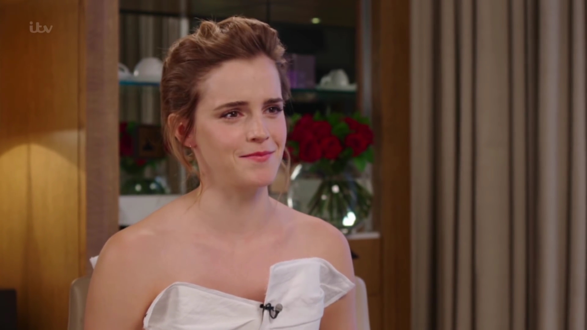 EmmaWatsonFan-dot-nl_2017Lorraine0040.jpg