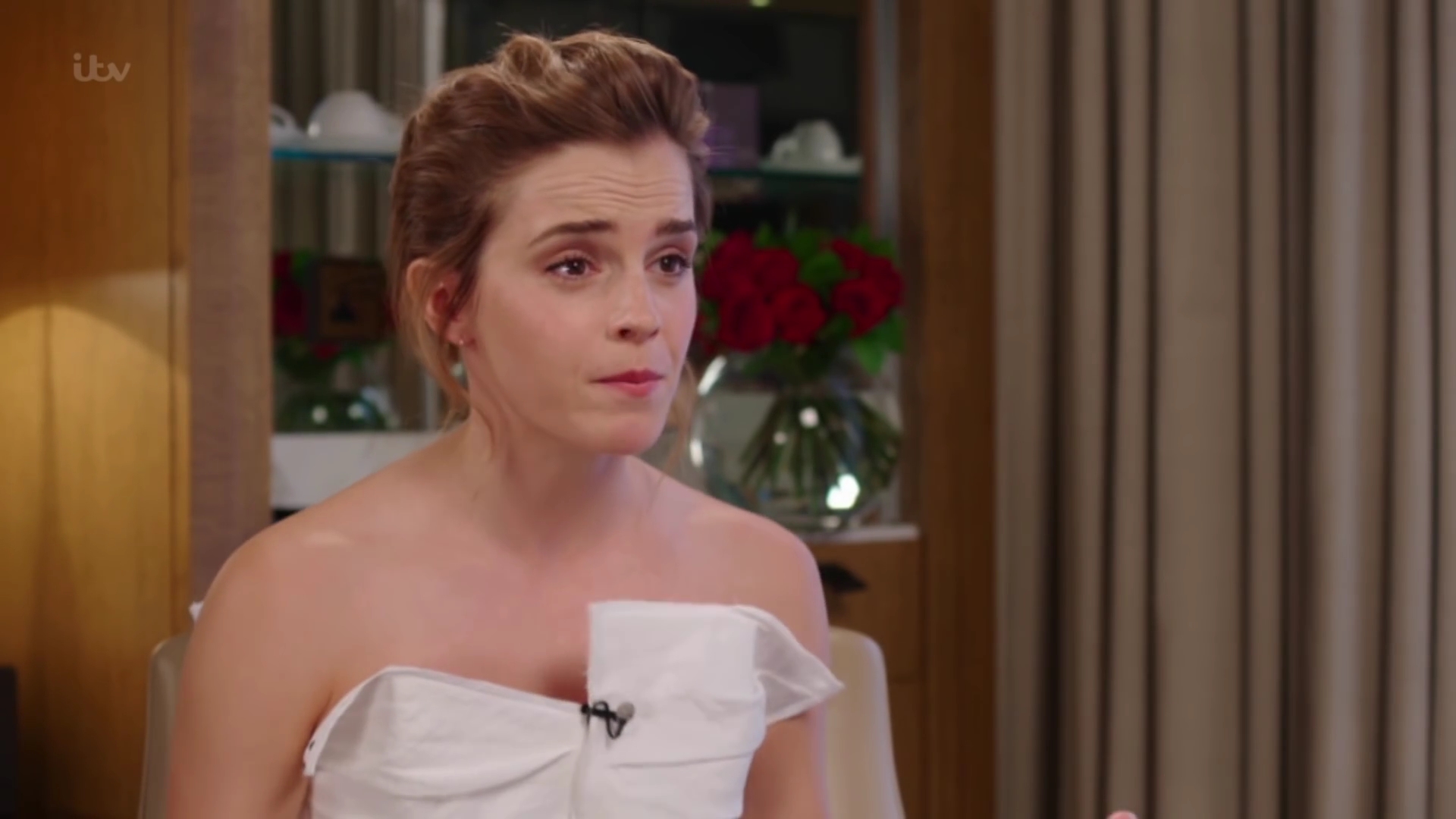 EmmaWatsonFan-dot-nl_2017Lorraine0077.jpg EmmaWatsonFan-dot-nl_2017Lorraine0077.jpg