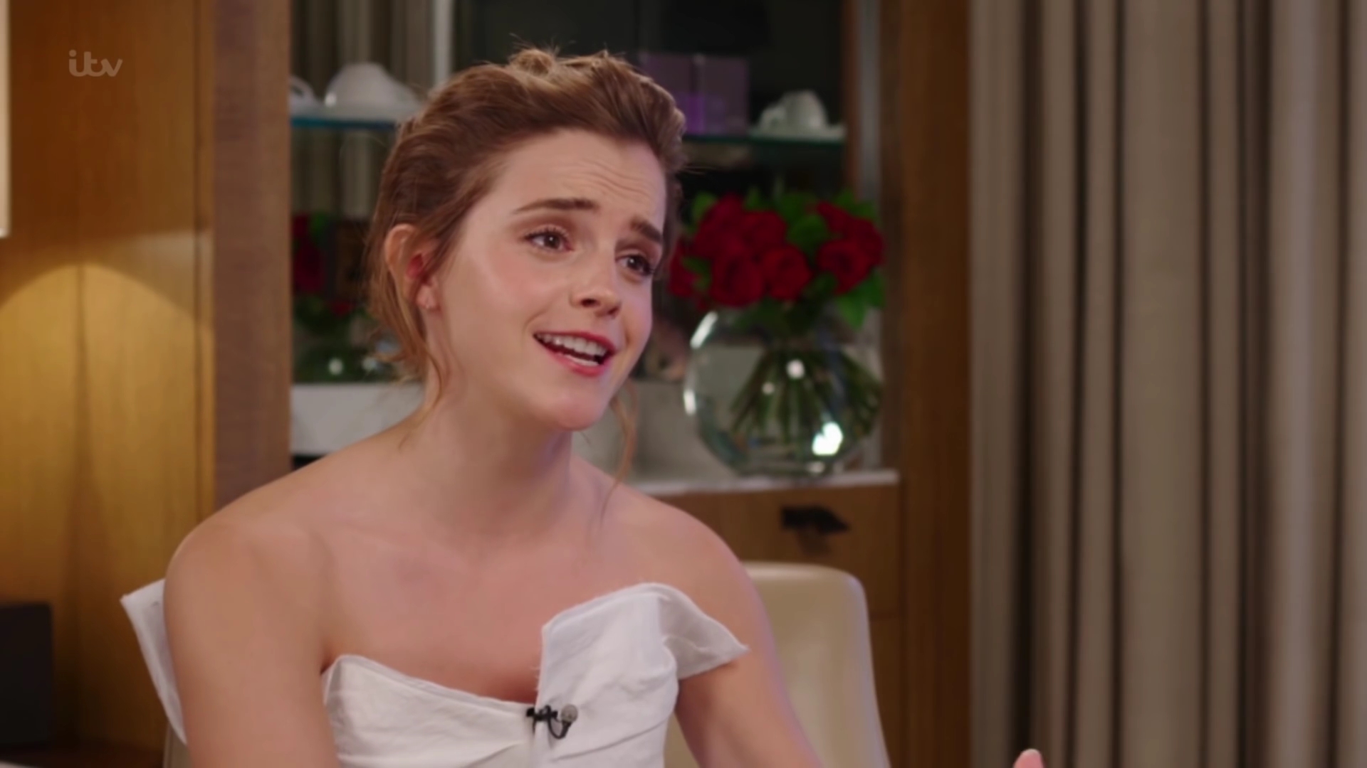 EmmaWatsonFan-dot-nl_2017Lorraine0266.jpg EmmaWatsonFan-dot-nl_2017Lorraine0266.jpg