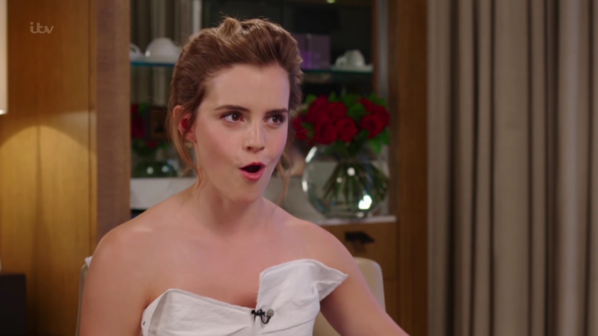 EmmaWatsonFan-dot-nl_2017Lorraine0291.jpg EmmaWatsonFan-dot-nl_2017Lorraine0291.jpg