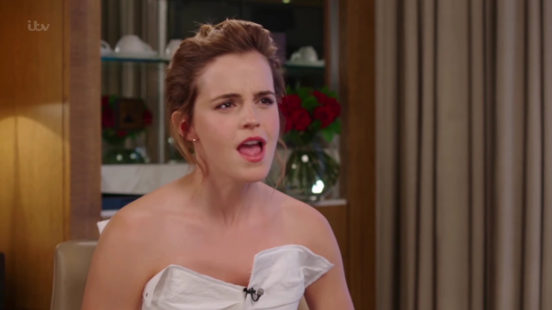 EmmaWatsonFan-dot-nl_2017Lorraine0375.jpg