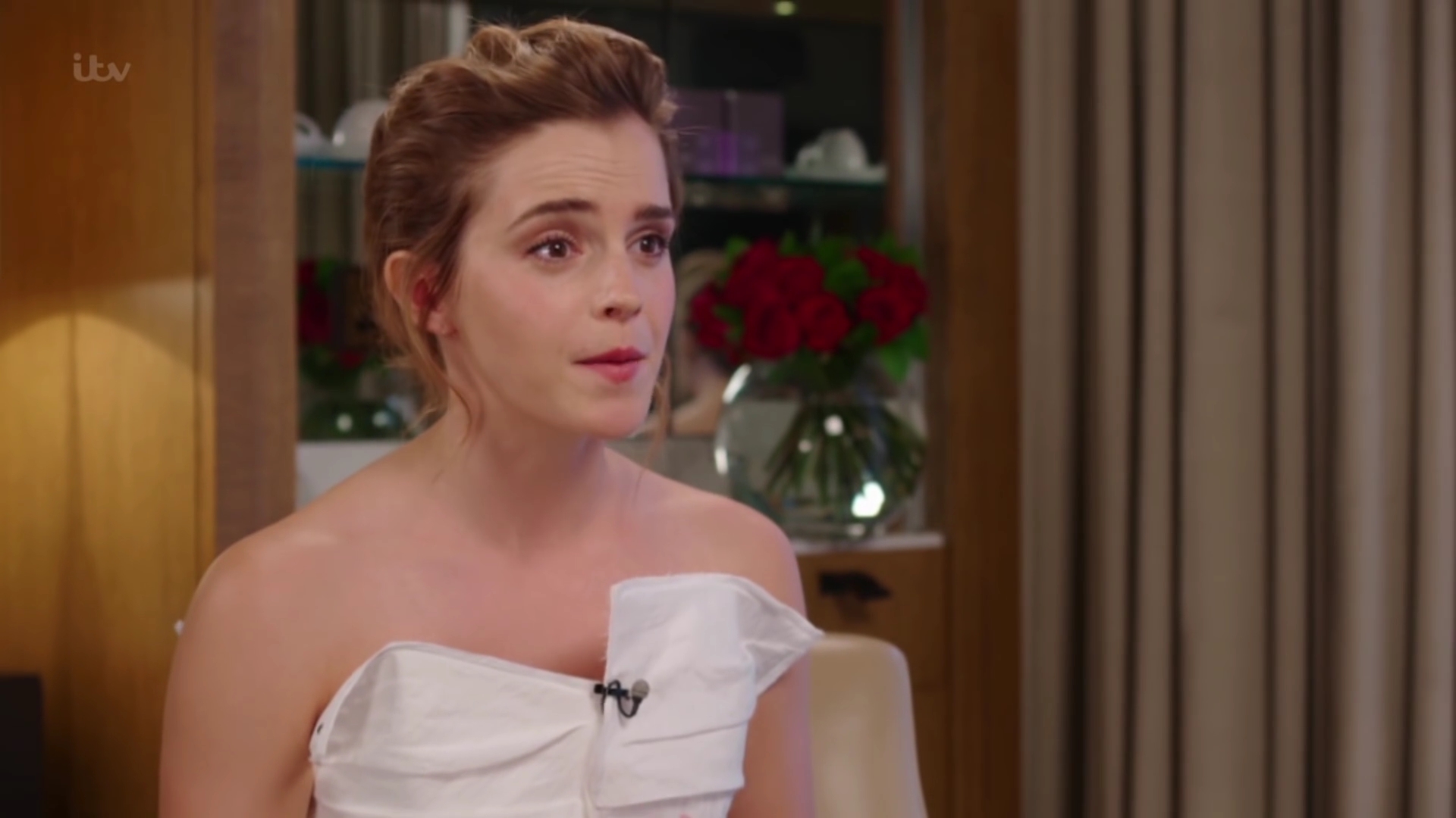 EmmaWatsonFan-dot-nl_2017Lorraine0381.jpg EmmaWatsonFan-dot-nl_2017Lorraine0381.jpg