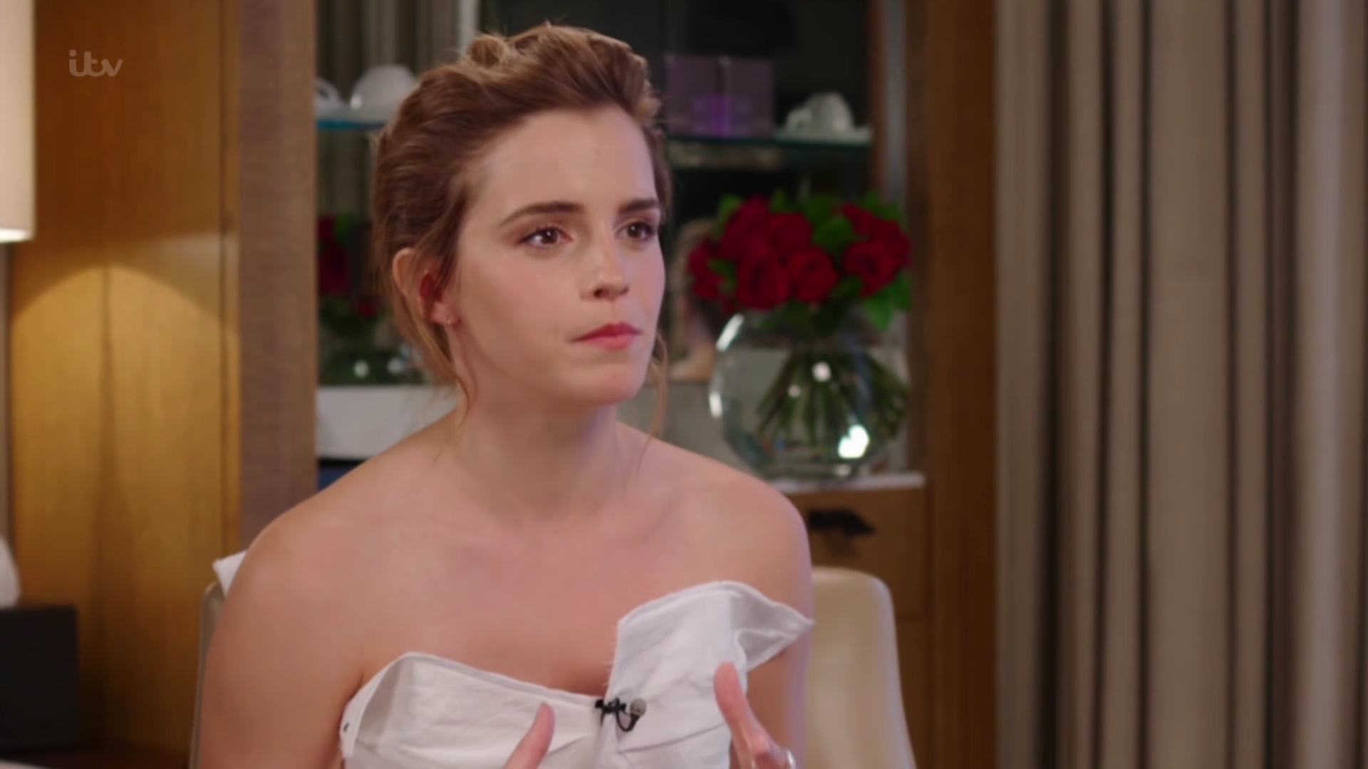 EmmaWatsonFan-dot-nl_2017Lorraine0537.jpg EmmaWatsonFan-dot-nl_2017Lorraine0537.jpg