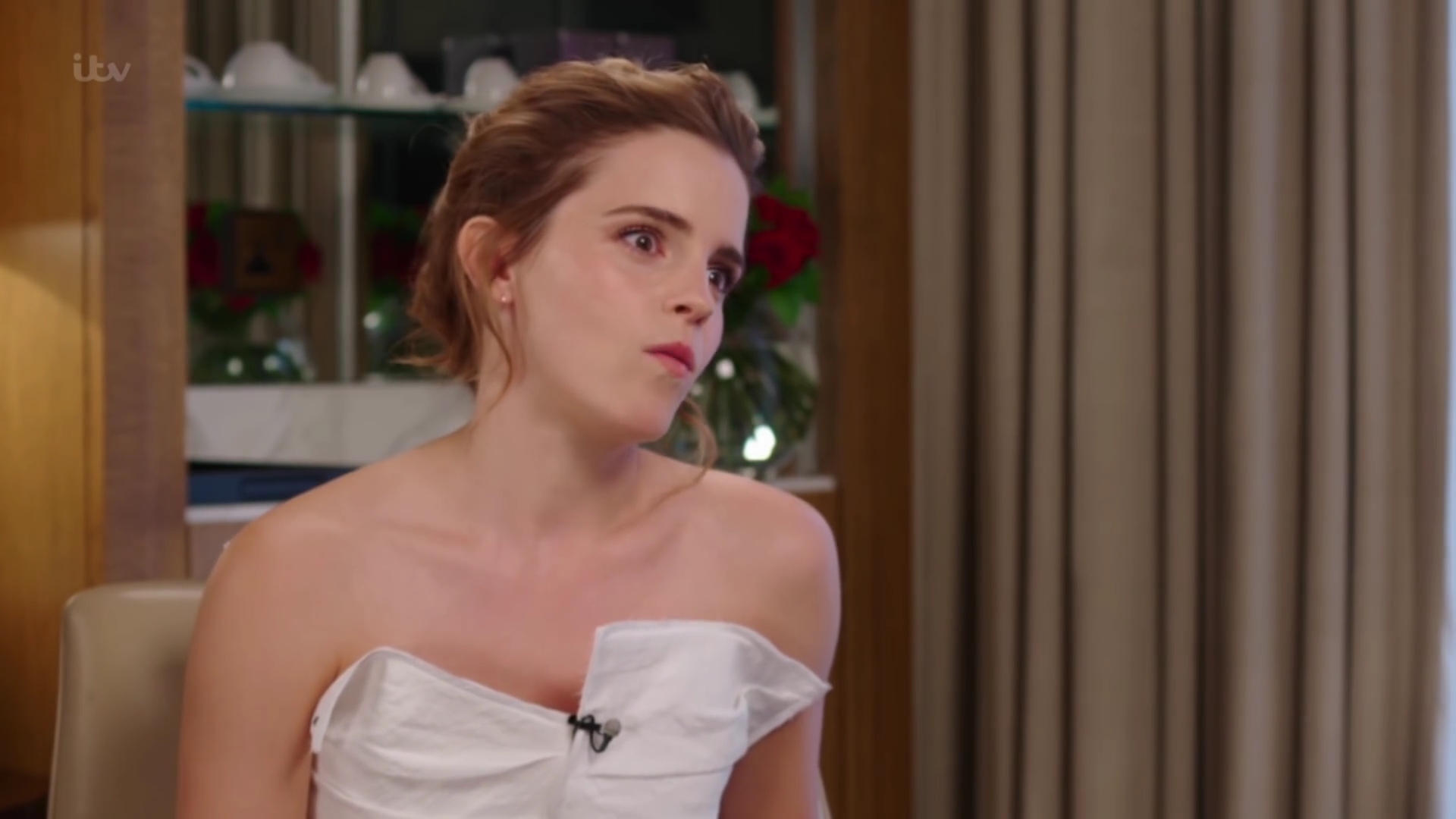 EmmaWatsonFan-dot-nl_2017Lorraine0593.jpg EmmaWatsonFan-dot-nl_2017Lorraine0593.jpg