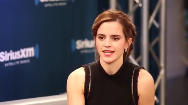 EmmaWatsonFan-dot-NL_2017SiriusXM1813.jpg