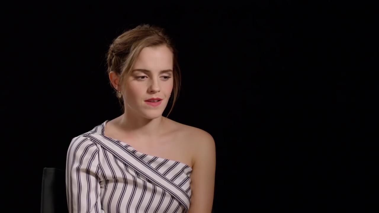 EmmaWatsonFan-dot-nl_TheCirclePressJunkets-Screenslam0257.jpg