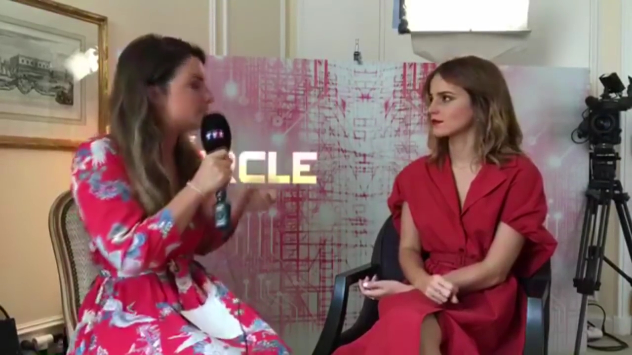 EmmaWatsonFan-dot-nl_TheCirclePressJunkets-TF1-0222.jpg