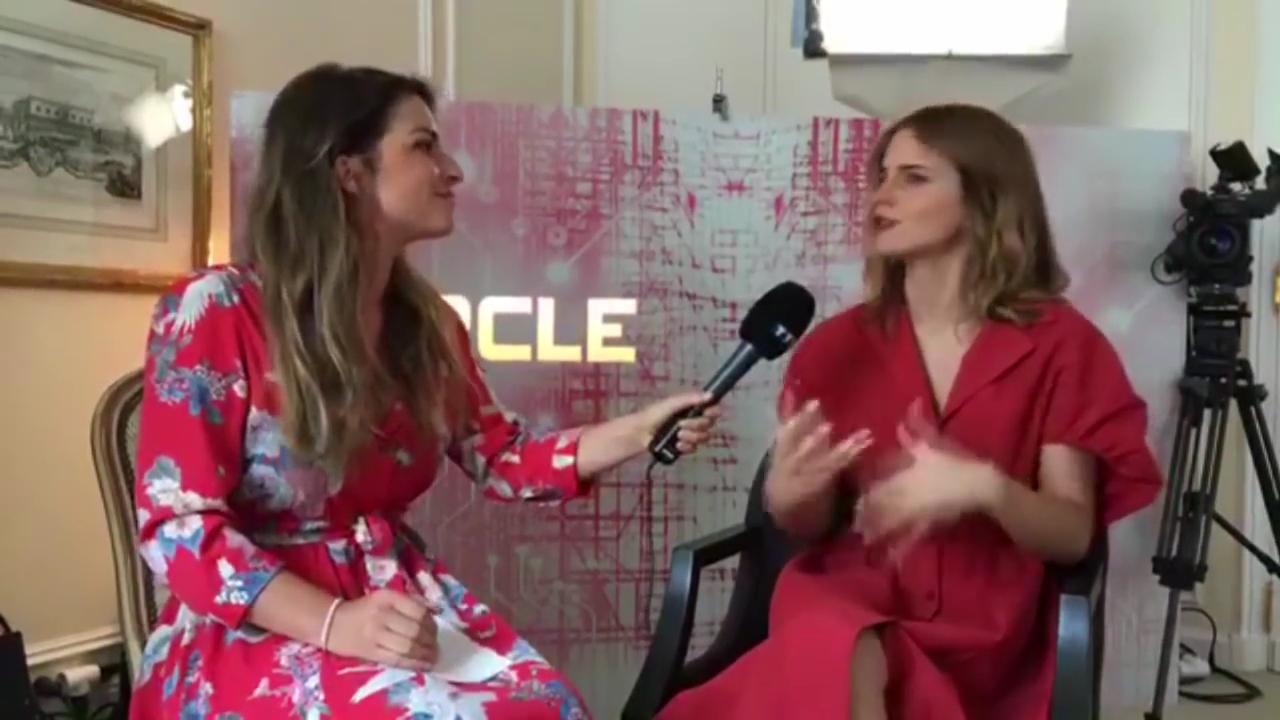 EmmaWatsonFan-dot-nl_TheCirclePressJunkets-TF1-0264.jpg