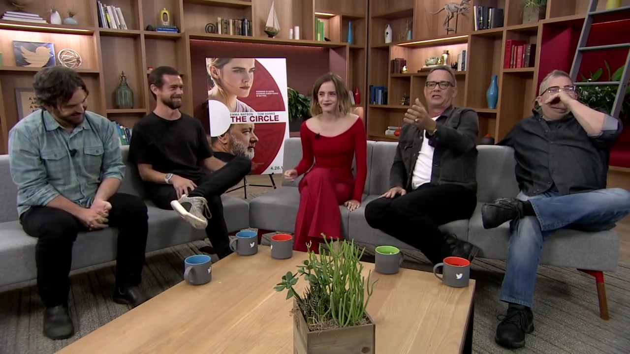 EmmaWatsonFan-dot-nl_TheCircle-TwitterQandA1567.jpg EmmaWatsonFan-dot-nl_TheCircle-TwitterQandA1567.jpg