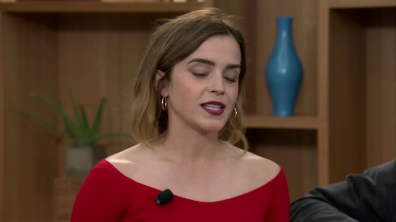 EmmaWatsonFan-dot-nl_TheCircle-TwitterQandA2184.jpg