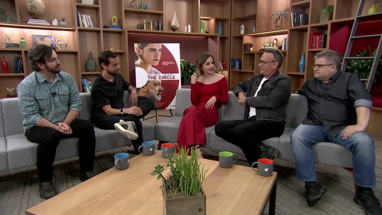 EmmaWatsonFan-dot-nl_TheCircle-TwitterQandA2228.jpg EmmaWatsonFan-dot-nl_TheCircle-TwitterQandA2228.jpg