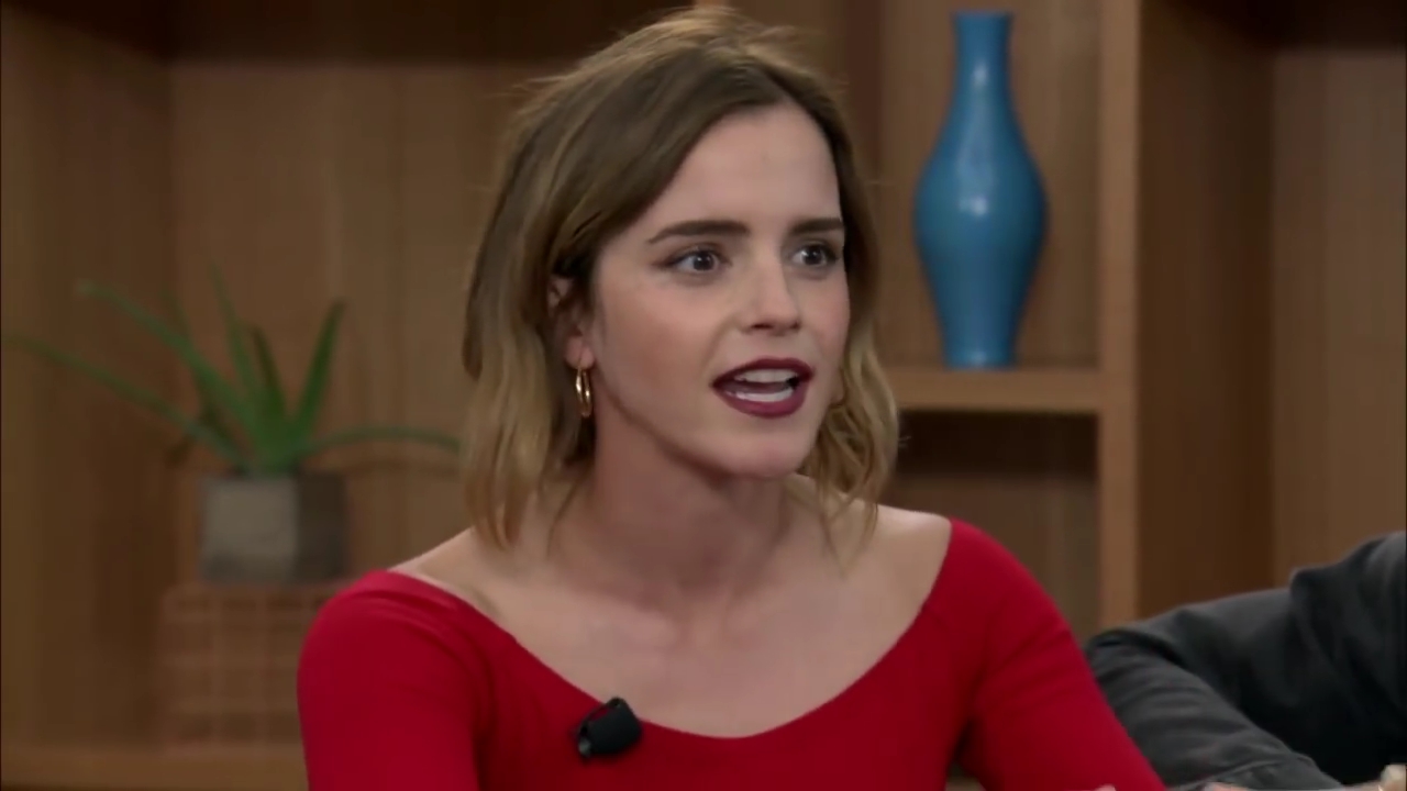 EmmaWatsonFan-dot-nl_TheCircle-TwitterQandA2288.jpg