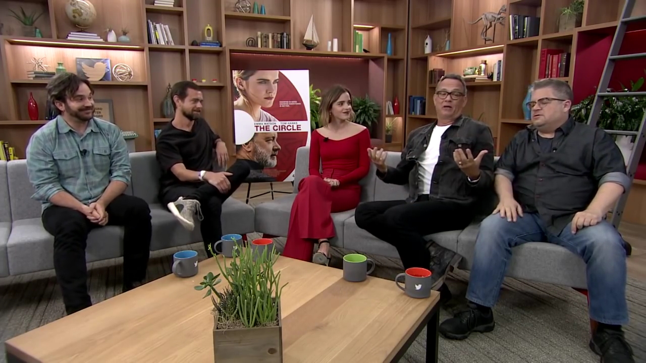 EmmaWatsonFan-dot-nl_TheCircle-TwitterQandA2425.jpg EmmaWatsonFan-dot-nl_TheCircle-TwitterQandA2425.jpg