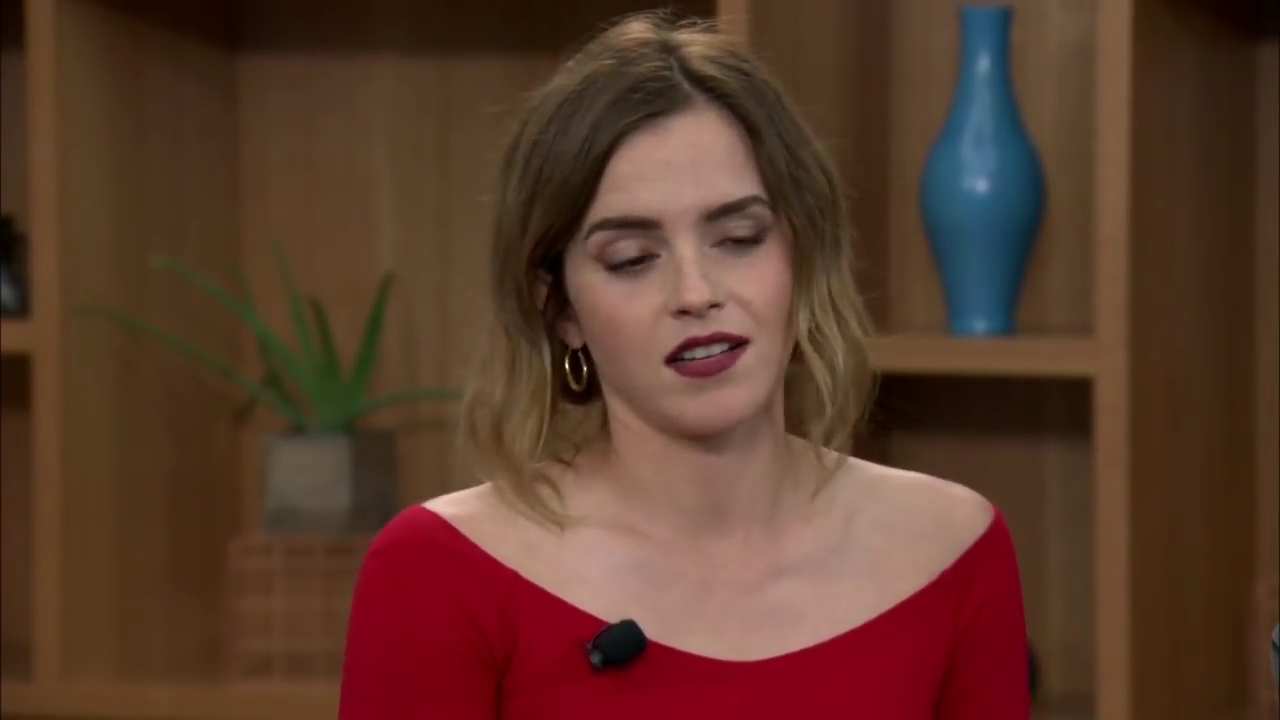 EmmaWatsonFan-dot-nl_TheCircle-TwitterQandA2724.jpg