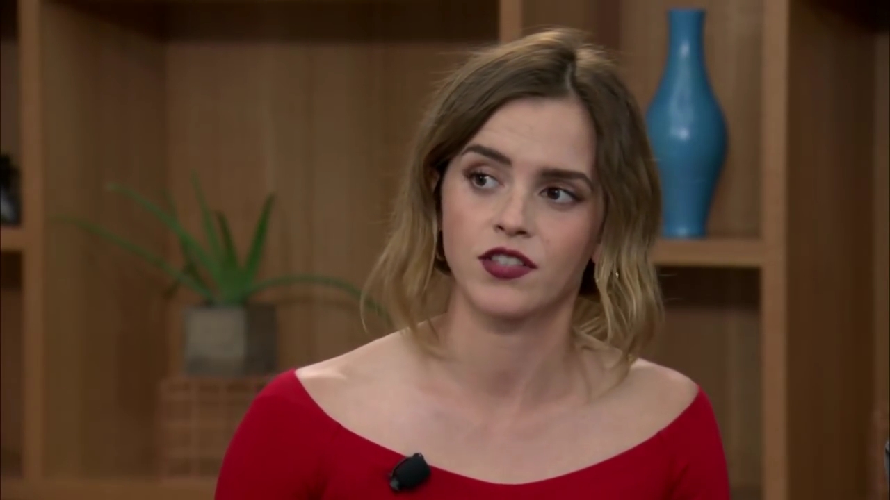 EmmaWatsonFan-dot-nl_TheCircle-TwitterQandA2729.jpg