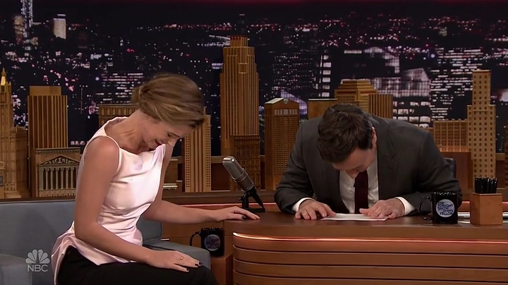 EmmaWatsonFan-dot-NL_24april2017TheTonightShowWithJimmyFallon0141.jpg