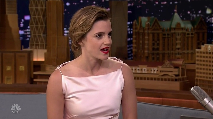 EmmaWatsonFan-dot-NL_24april2017TheTonightShowWithJimmyFallon0255.jpg