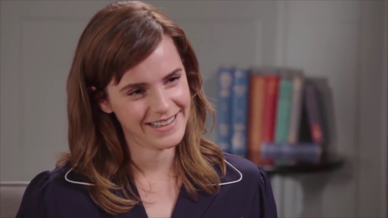 EmmaWatsonFan-dot-nl_OurSharedShelfwithReniEddo-Lodge1924.jpg