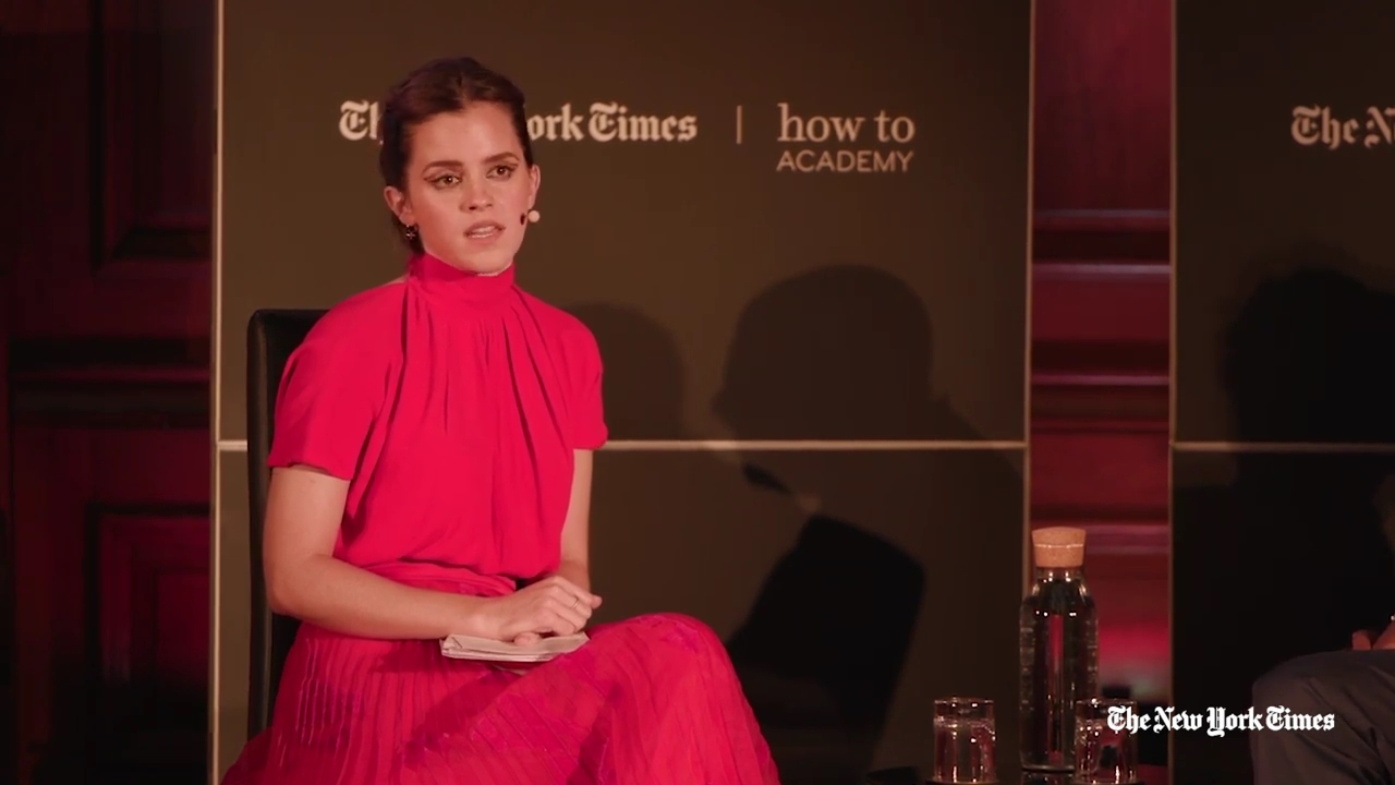 EmmaWatsonFan-dot-nl_2019HowToAcademy04067.jpg