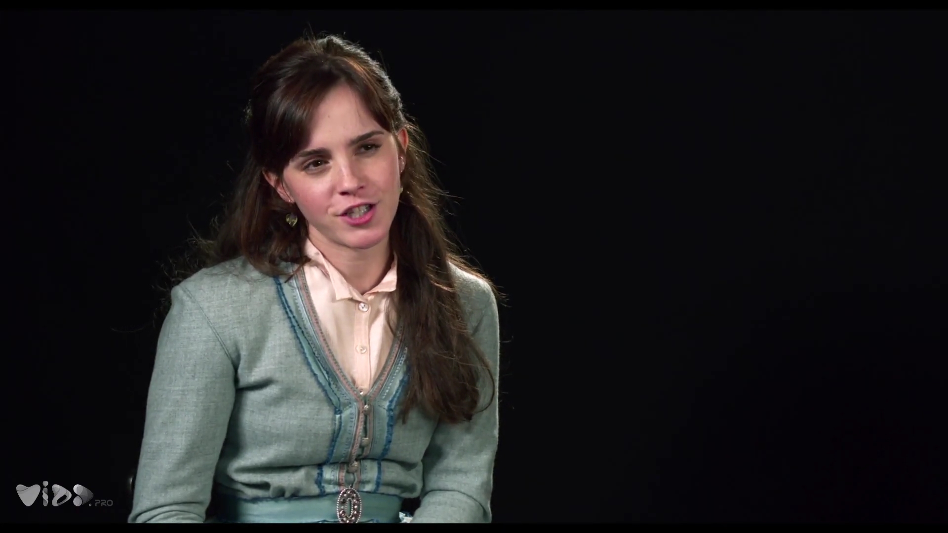 EmmaWatsonFan-dot-nl_LittleWoman-Sony_Soundbites0044.jpg