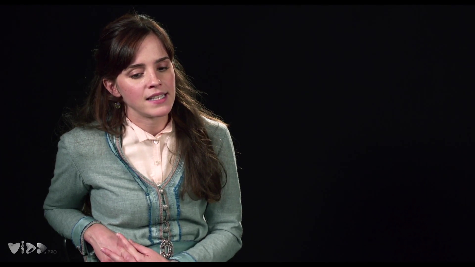 EmmaWatsonFan-dot-nl_LittleWoman-Sony_Soundbites0103.jpg