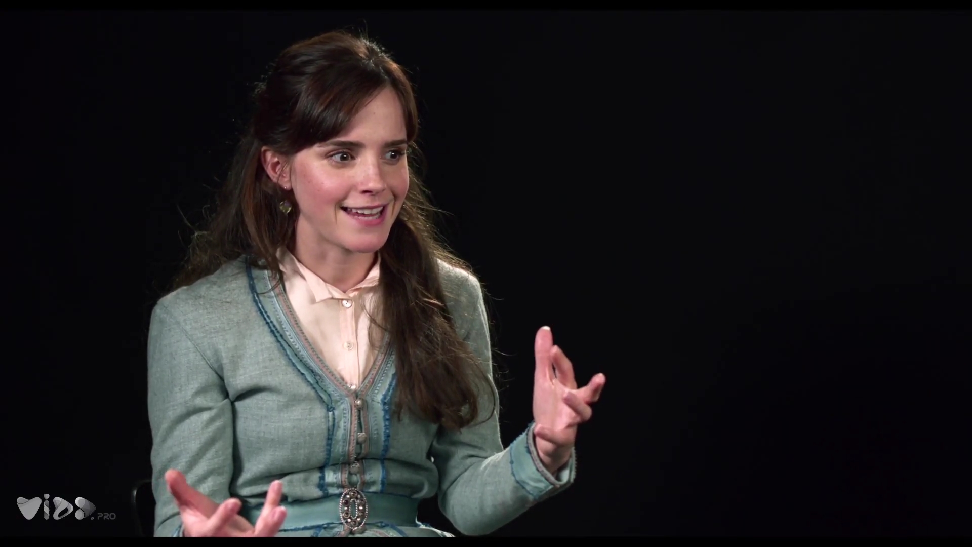 EmmaWatsonFan-dot-nl_LittleWoman-Sony_Soundbites0262.jpg